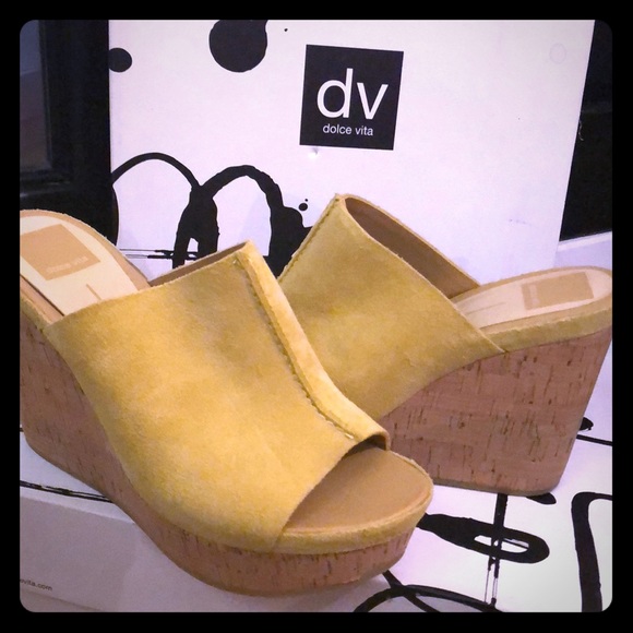 Dolce vita wedge shoes in brand new condition! - Picture 1 of 1